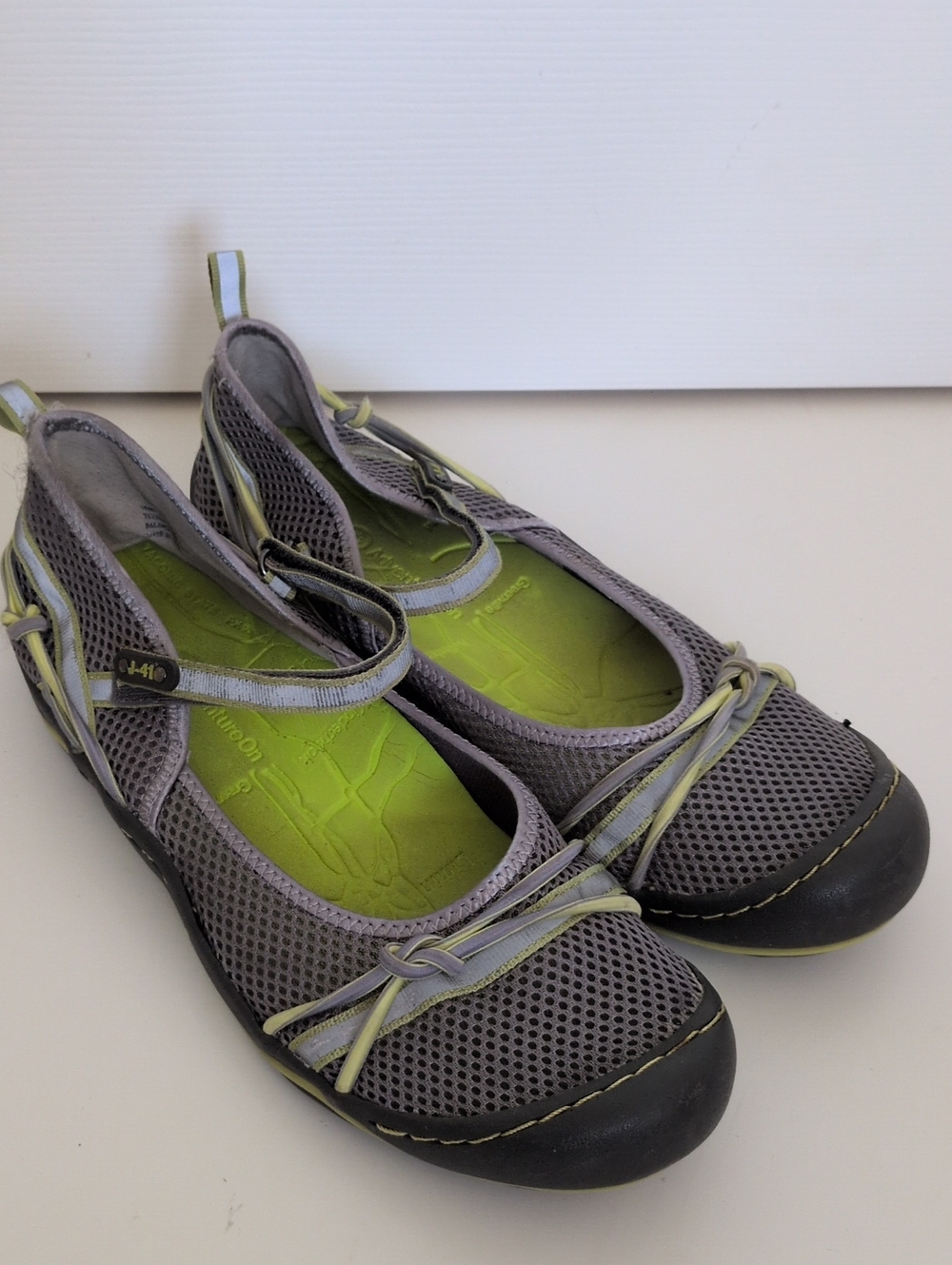 J41 Jambu Misty Encore Shoes - Gray & Lime Green - 8.5
